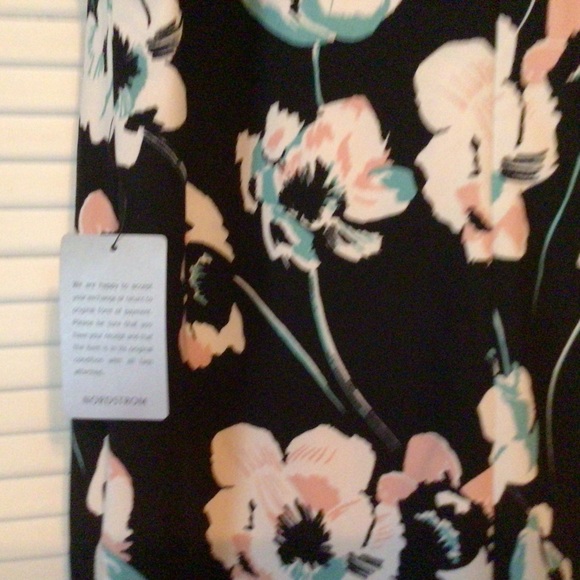 VINCE.CAMUTO/COLD.SHOULDER.DRESS - Picture 7 of 10